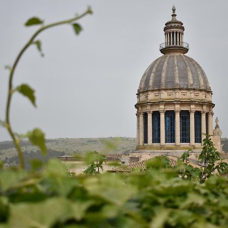 Sicilia Terra Mia Apartment Ragusa Bagian luar foto